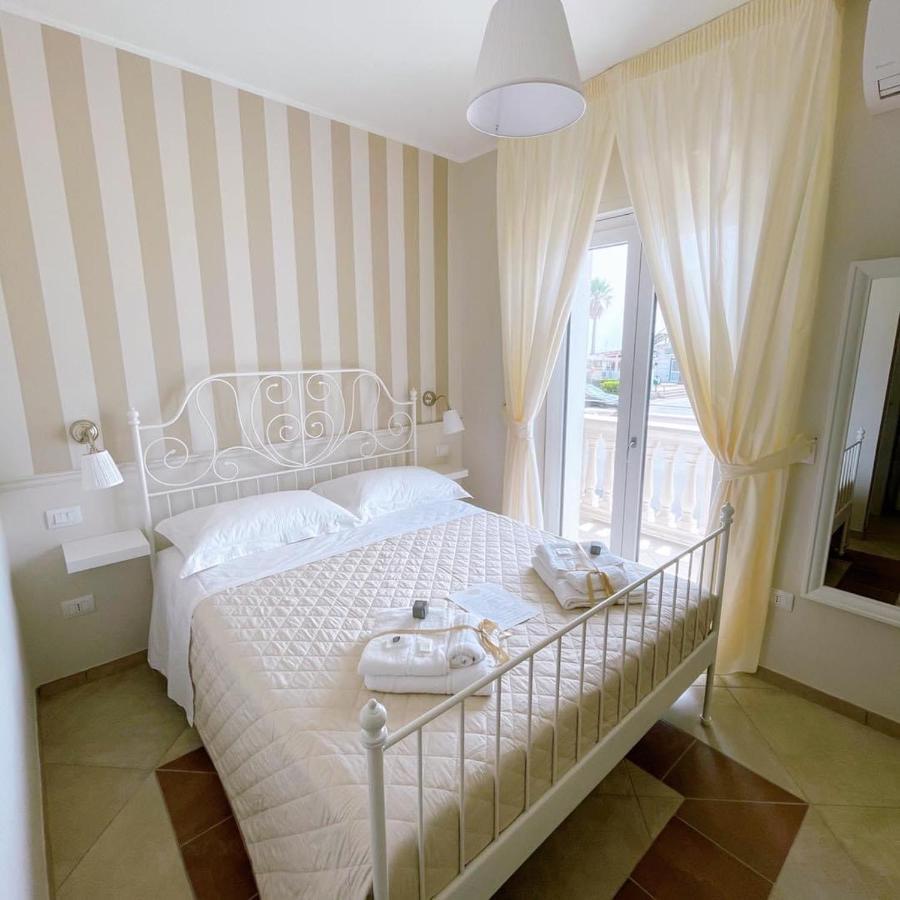 Crialesi Boutique Rooms Falerna Exterior photo