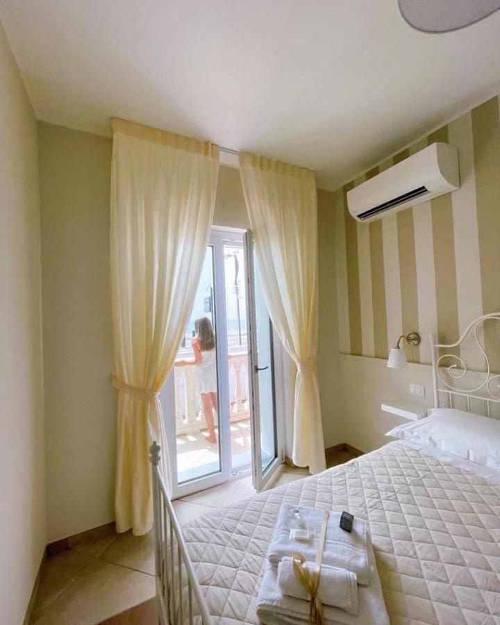 Crialesi Boutique Rooms Falerna Exterior photo